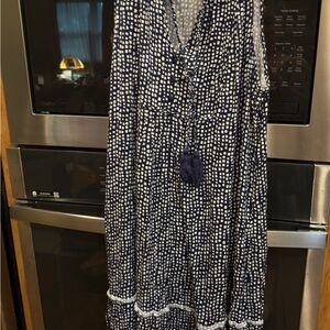 Tribal‎ femme  Navy and White Patterned dress💙